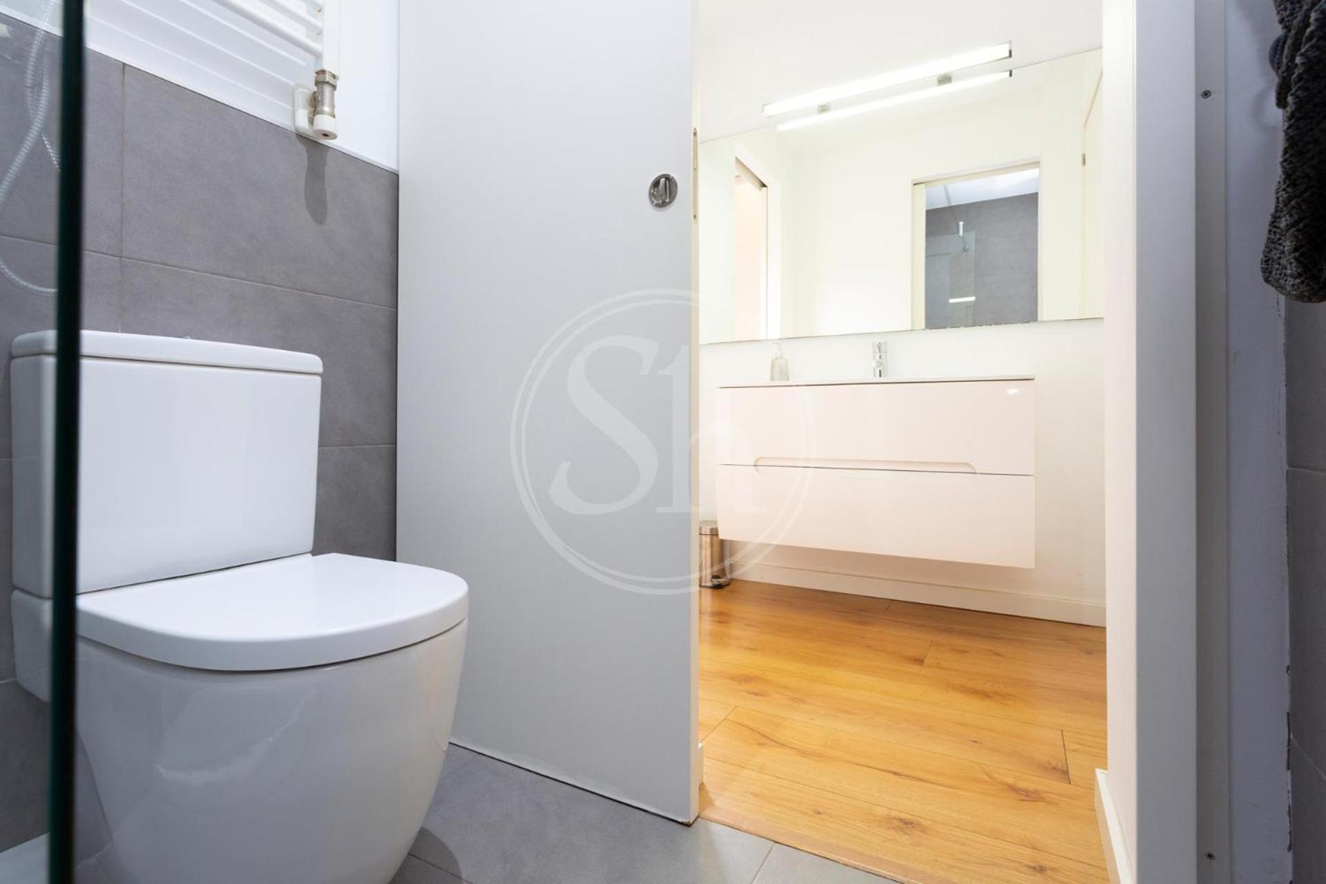 Moderno Apartamento En Eixample Barcelona Ngoại thất bức ảnh